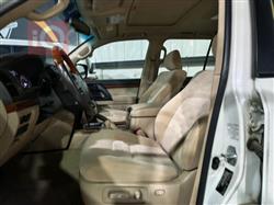 تۆیۆتا لاند کروزەر